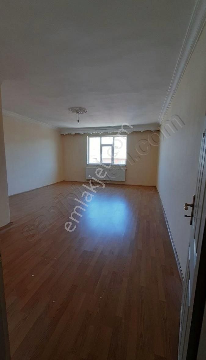 Kiralık 3+1 Daire | Güney Cephe & Çarşı Merkezinde | Asansörlü