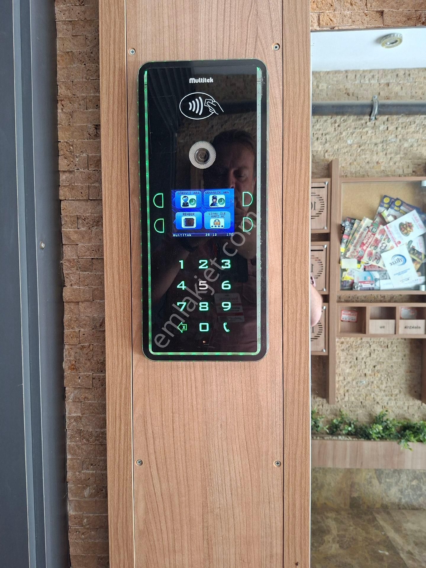 Kw Cobans'tan Karşıyaka Demirköprü İzban'a Yakın, Eşyalı, Full Donanımlı 1+1 Satılık Daire! - Görsel 31