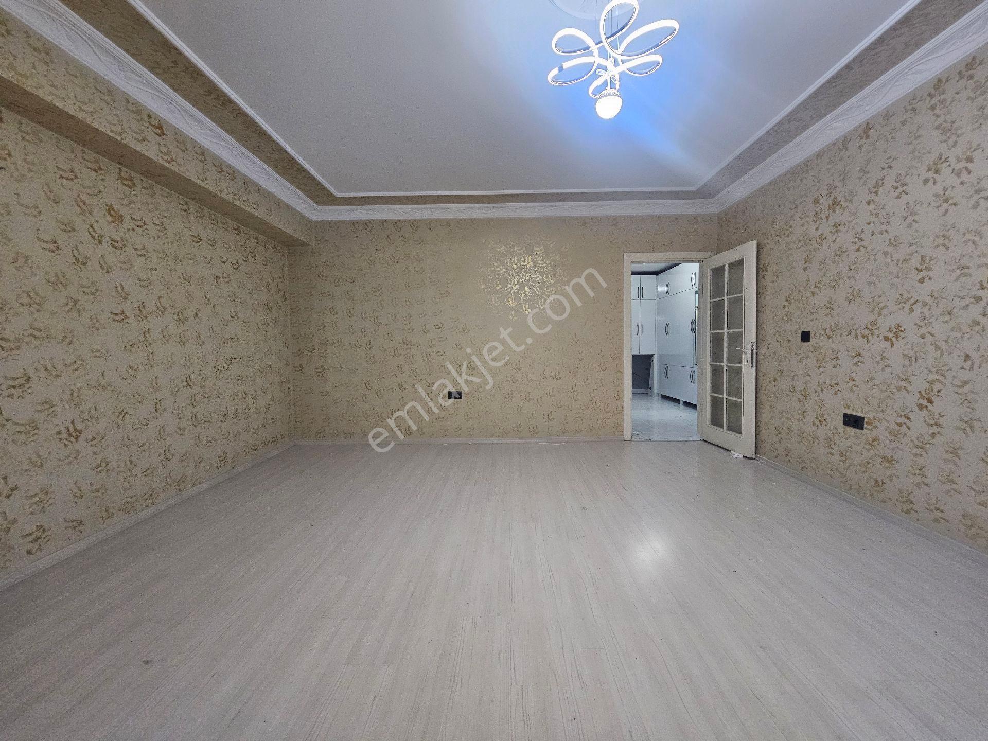Esenyurt Sultaniye 3+1 Çok Geniş Daire - Görsel 31
