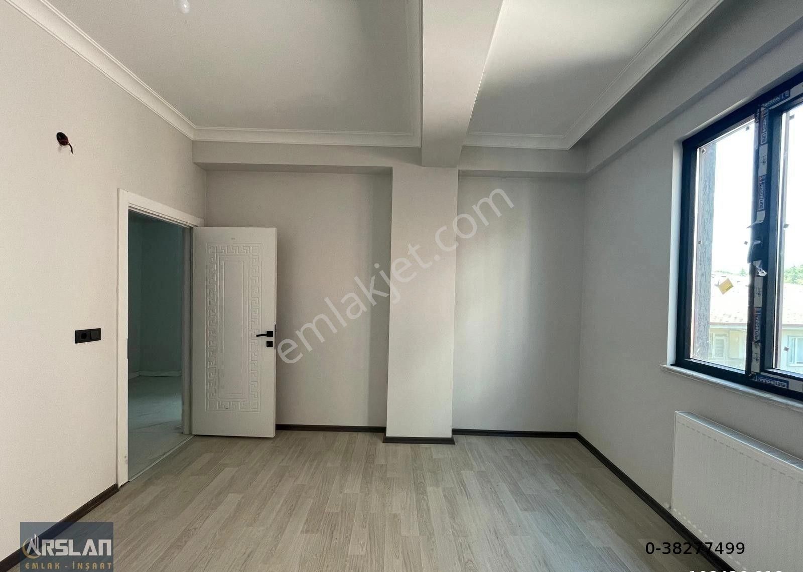Arslan Emlak'tan İnegöl Mahmudiye Mah'de, 2+0, 77m², 1.kat, Satılık Daire - Görsel 2