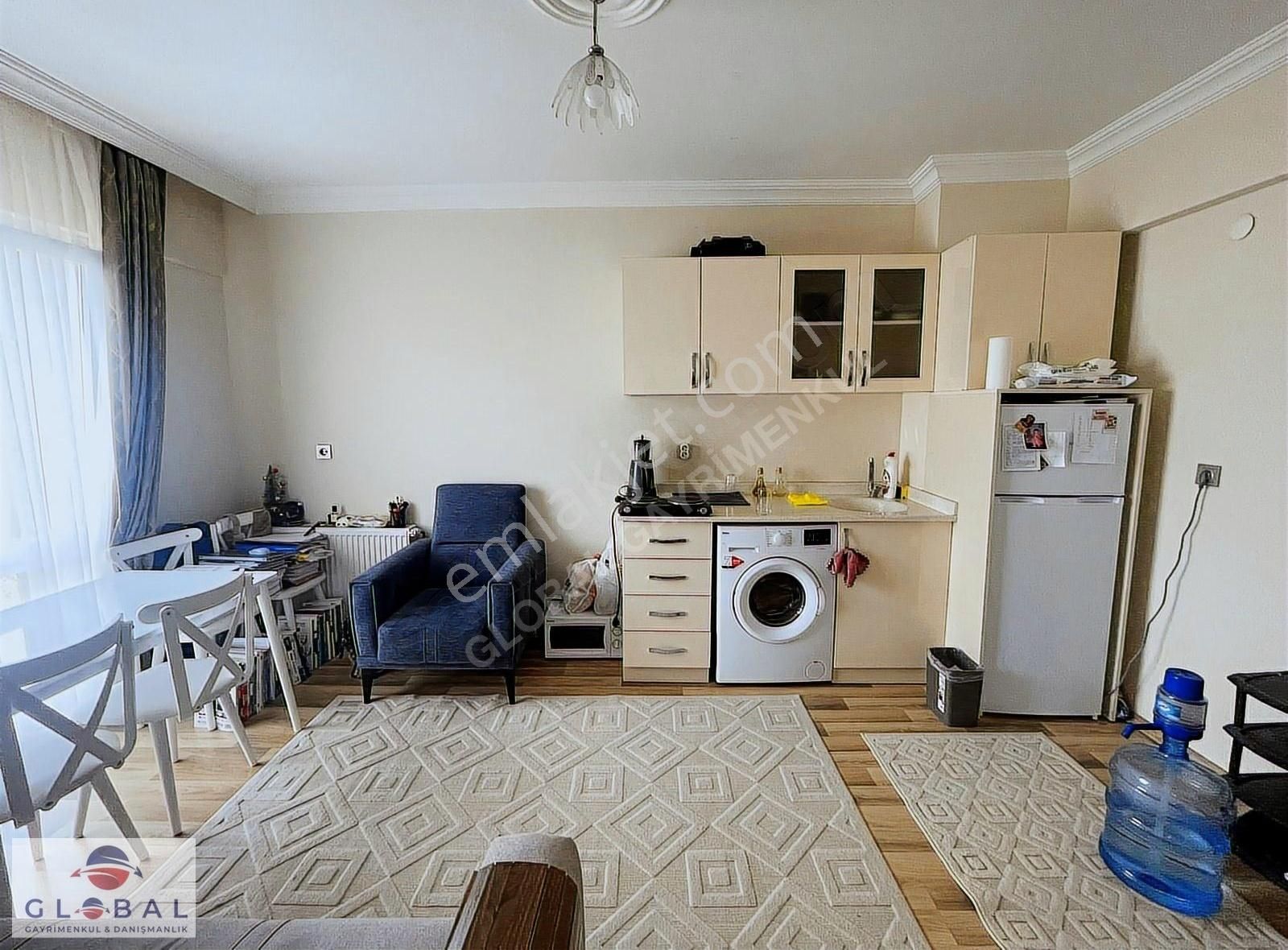 Global Emlaktan Sabancı Kavşağı Yakını Eşyalı Kiralık 1+1