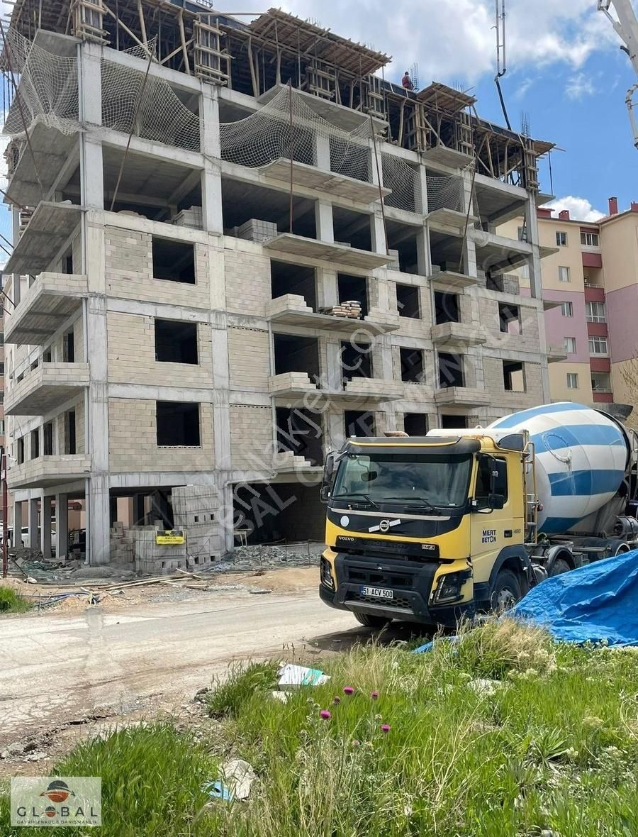 Globalden Bor Yolu Beykoz Arkası Uygun Fyt Satılık Arakat 2+1