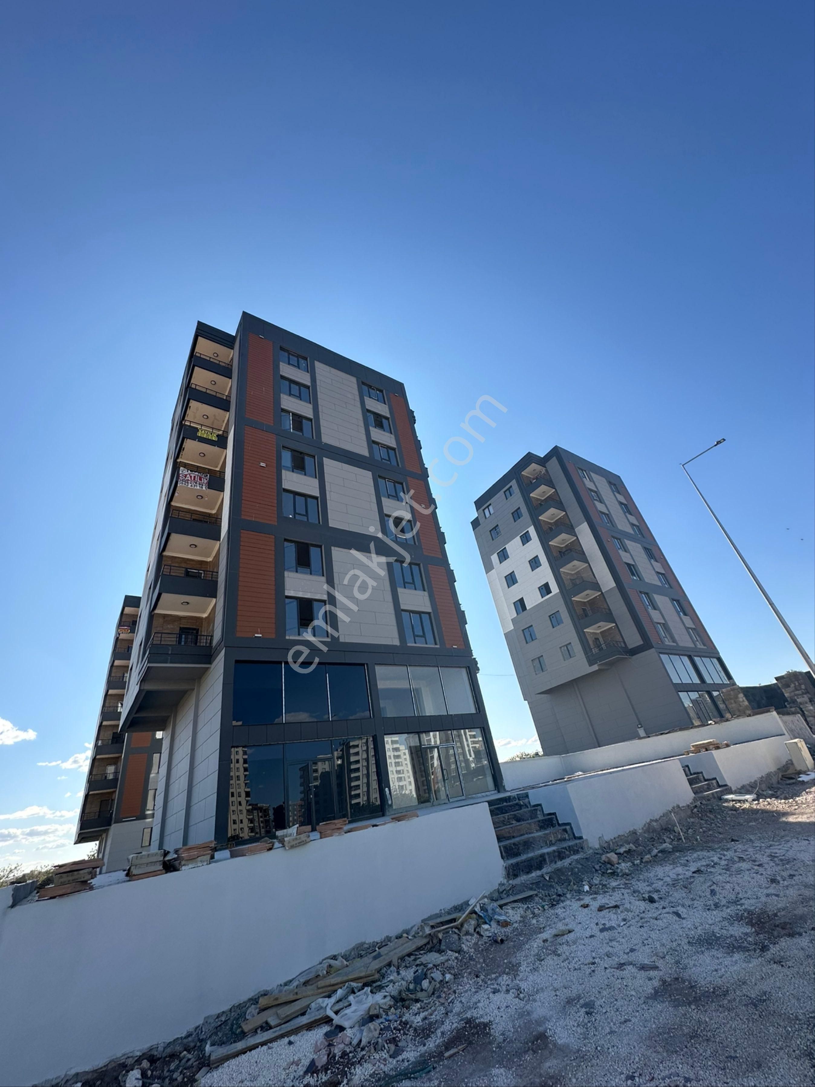 Acill Satılık 2+1 İçi Full Site İçerisinde Süper Daire