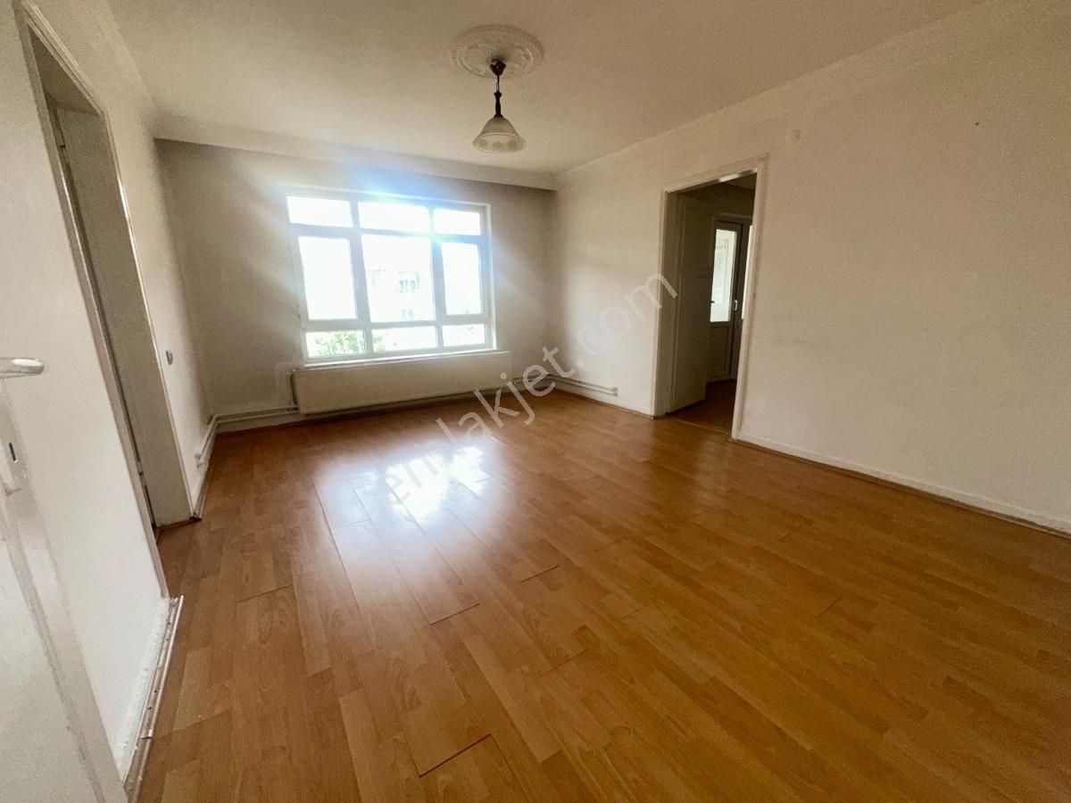 Turyaptan Kiralık Kamilocak Mah Yücel Sk Bahçe Katı 110 M2 3+1