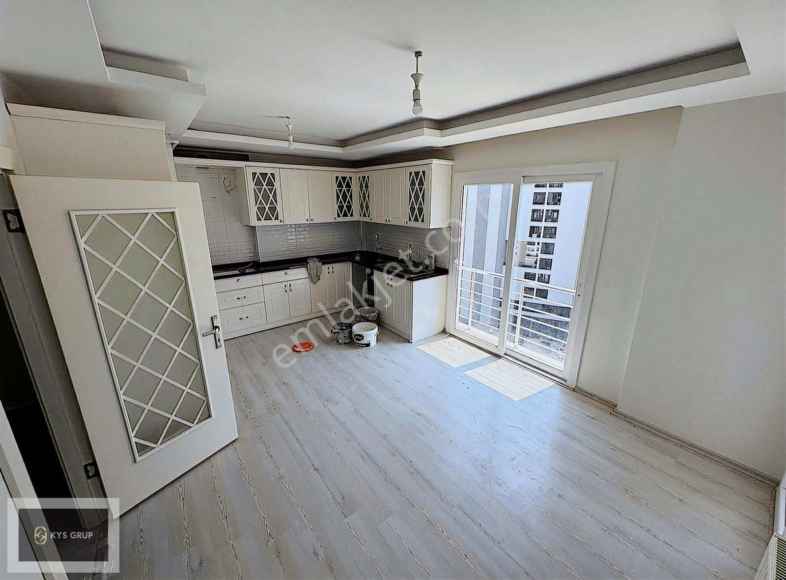 Mezitli Akdeniz Mahallesinde Havuzlu Lüks 3+1 Kiralık Daire