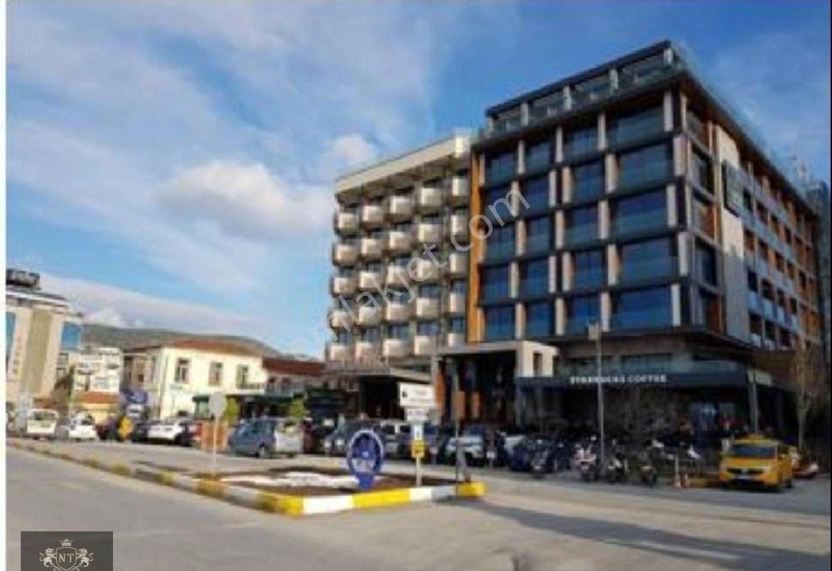 Kuşadası Turkmen Merkezde Satılık Eşyalı 1+1 Daıre