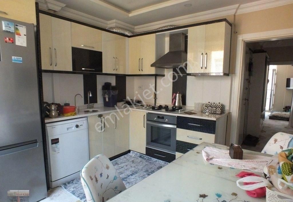 Karaman Mahmudiye Mahallesi 3.kat 100 M2 2+1 Satılık Daire