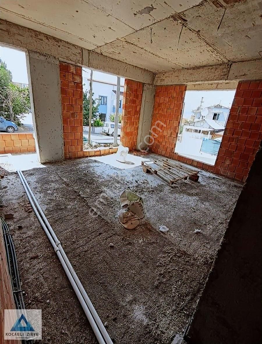 Kocaeli Zirve Gym'den Mahmutpaşa'da 106 M2 Satılık 2+1 Daire