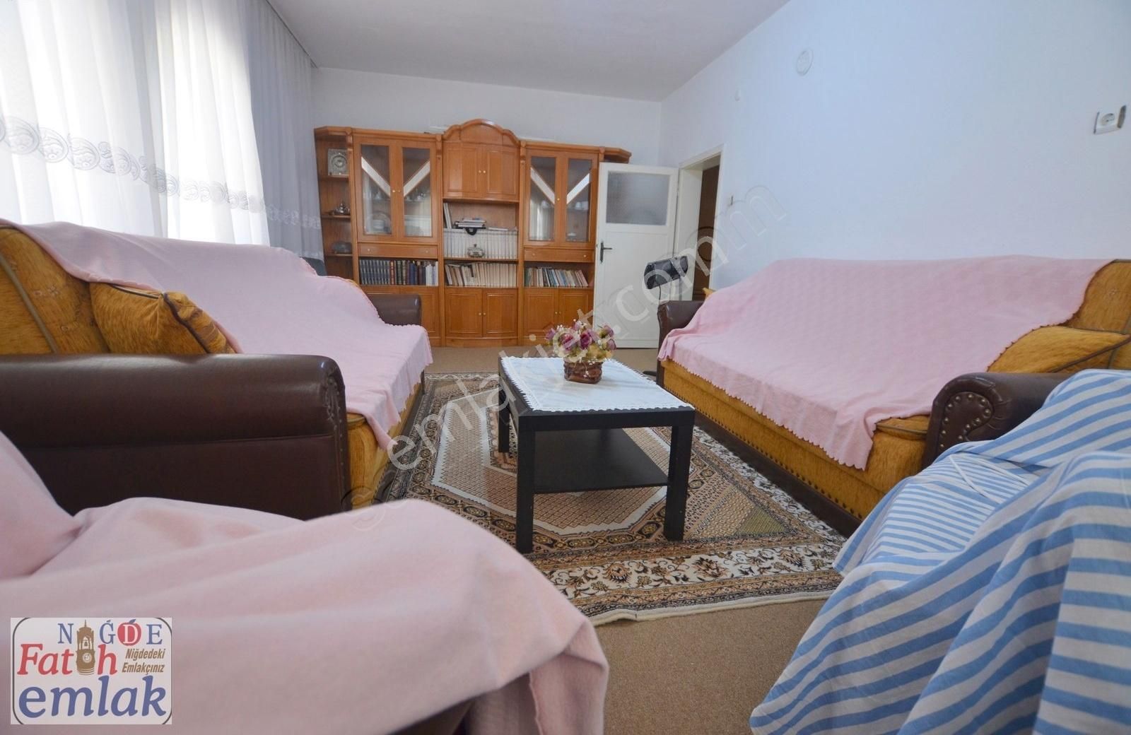 Dr. Sadık Ahmet Okulu Civarı Kombili 3+1 Daire