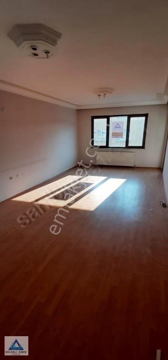 Çınarlı'da Etrafı Açık, Ferah, Geniş Odalı 3+1 Satılık Daire - Görsel 8