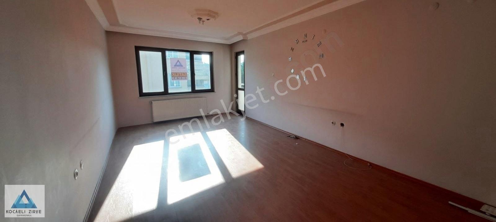 Çınarlı'da Etrafı Açık, Ferah, Geniş Odalı 3+1 Satılık Daire - Görsel 20