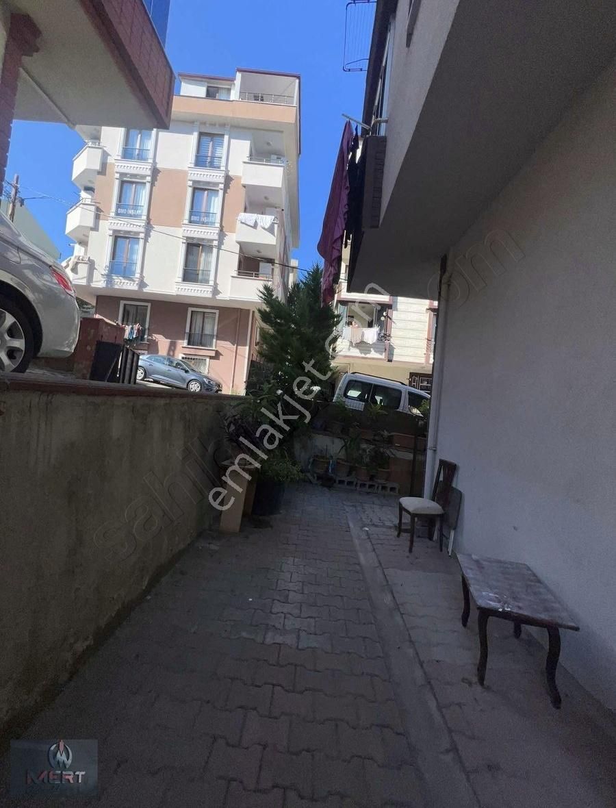 Metroya 5 Dk Yürüme Msf. Demokraside Kiralık 2+1 Daire