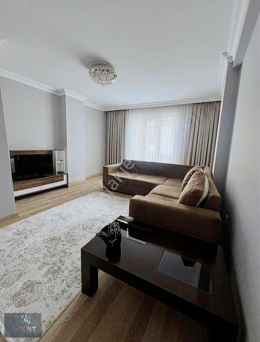 Sancaktepenin En Nezih Yeri Meclis Mah Satılık 1+1 Ara Kat