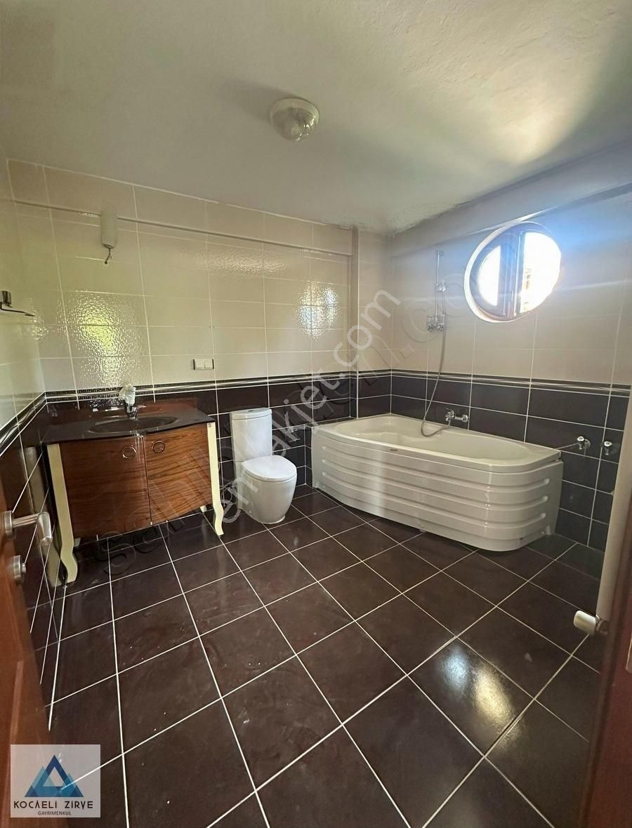 410 M² 4+2 Geniş Ve Kullanışlı Kiralık Villa - Görsel 27