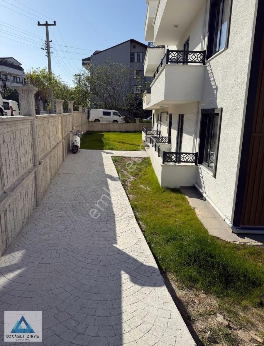 Merkezi Konumda Asansörlü Ferah 3+1 Satılık Dubleks Daire - Görsel 6