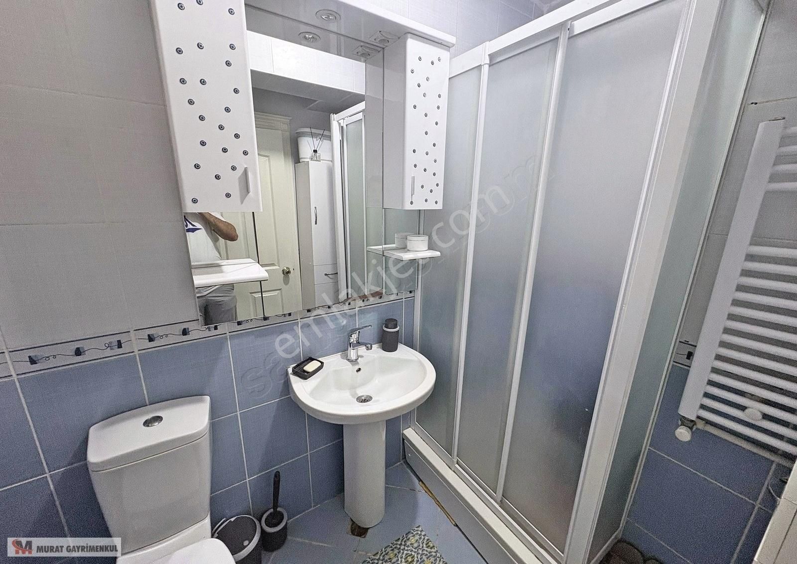 Osmangazide Caddeye,okula Yakın Geniş 3+1 Y.giriş Daire3.100.000