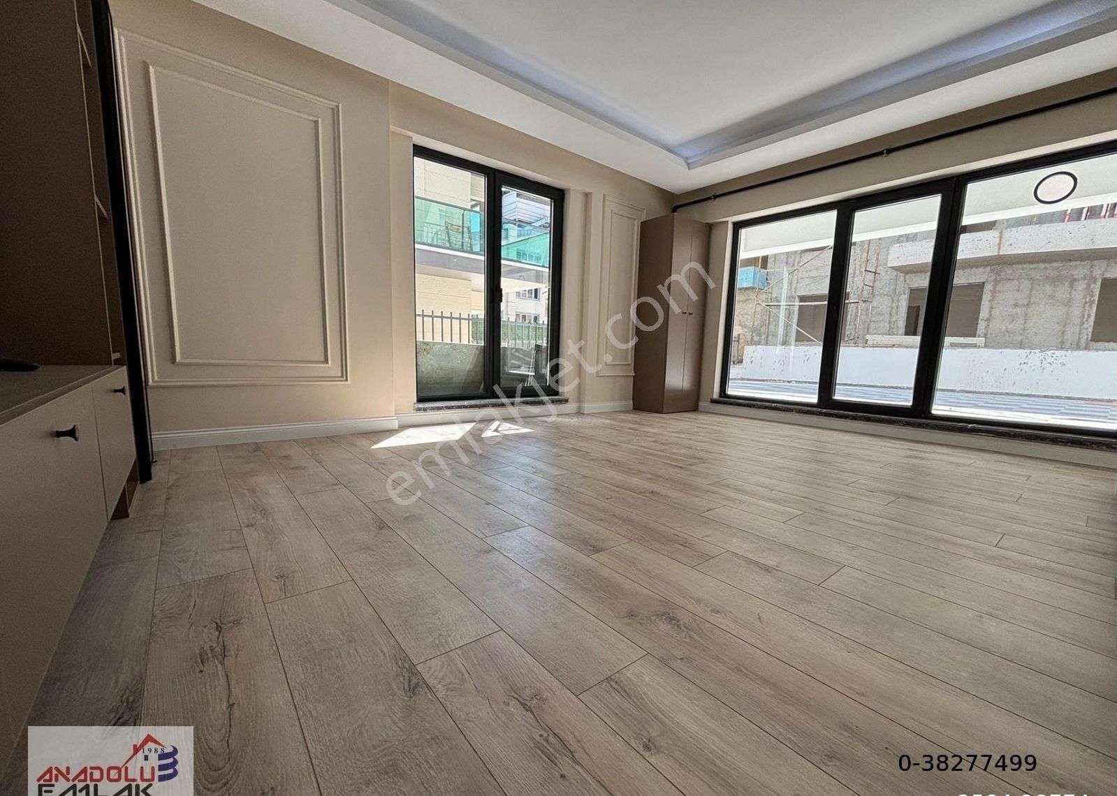 Bahçelievlerde Yeni Sıfır Binada 1+1 Güney Süper Lüx