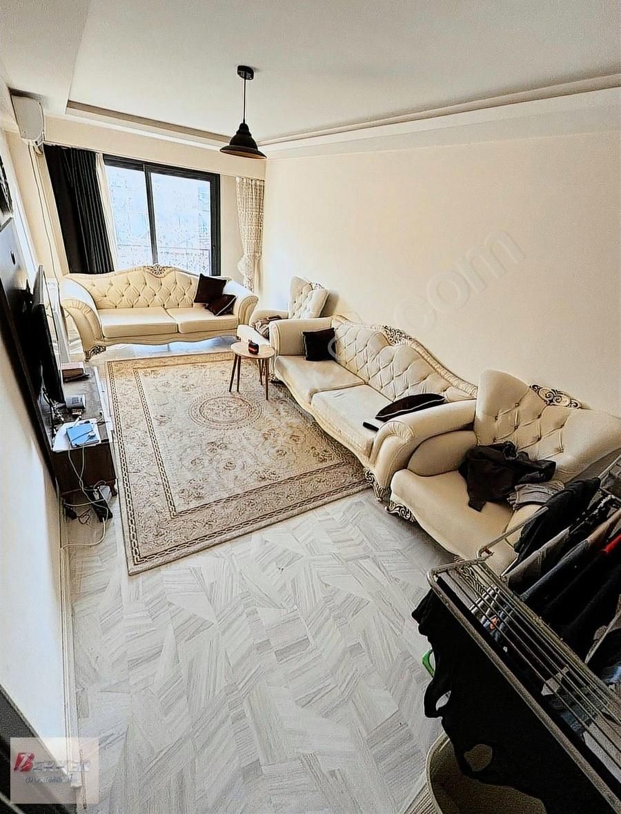 Yeni Mahalle Mh. Asansörlü 2+1 Arakat Daire