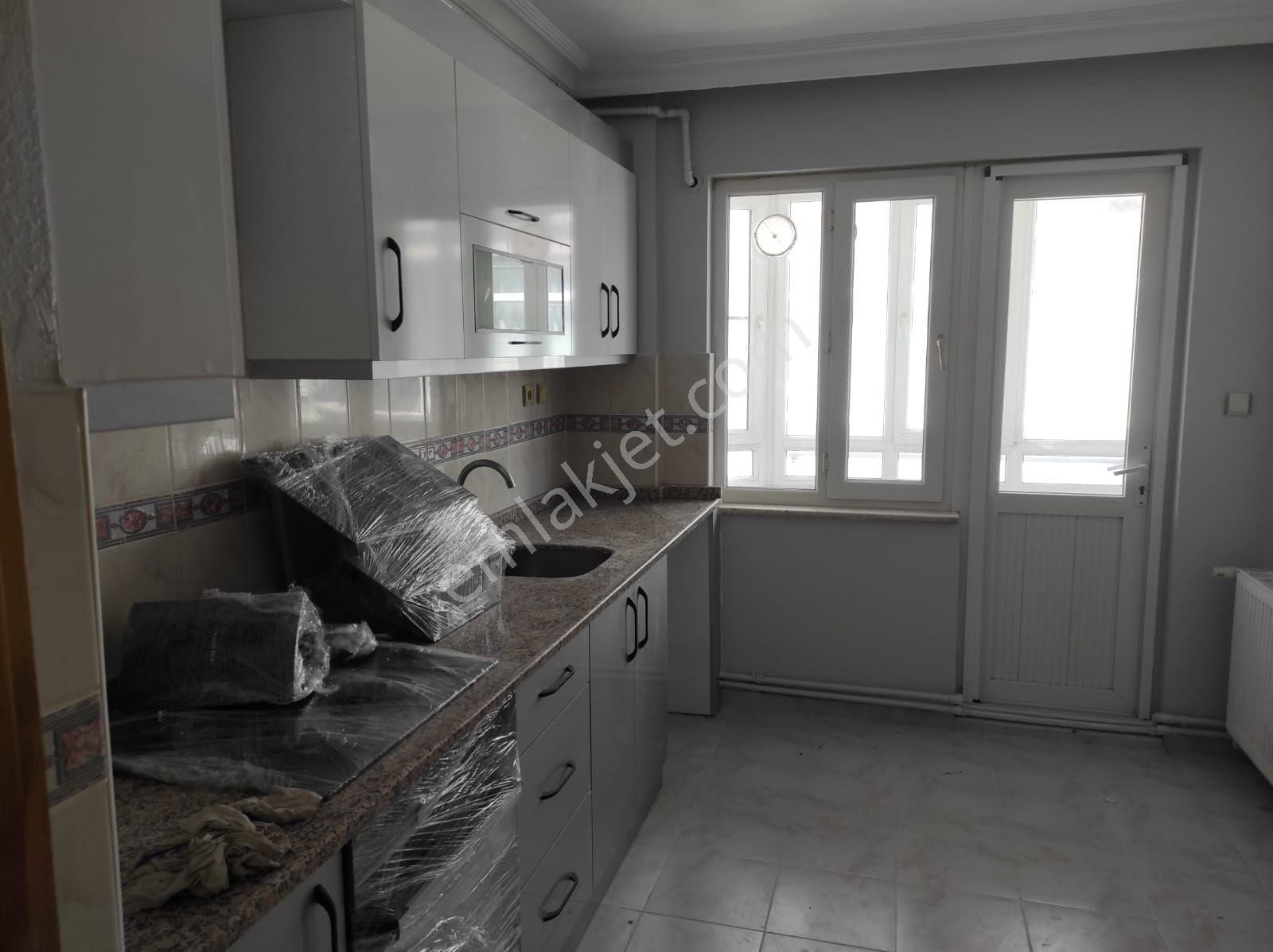 Sahibinden Ercan Kıvrak Ve Nev Hastanesi (sevgi Hastanesi)'ne Yakın Temiz Daire - Görsel 11