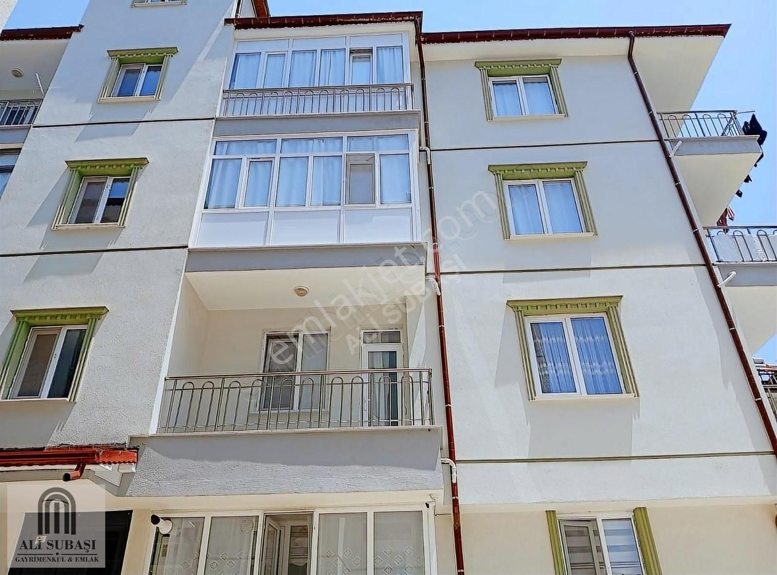 Müftü Mahallesi Satılık Daire 3+1 Merkezi Konum