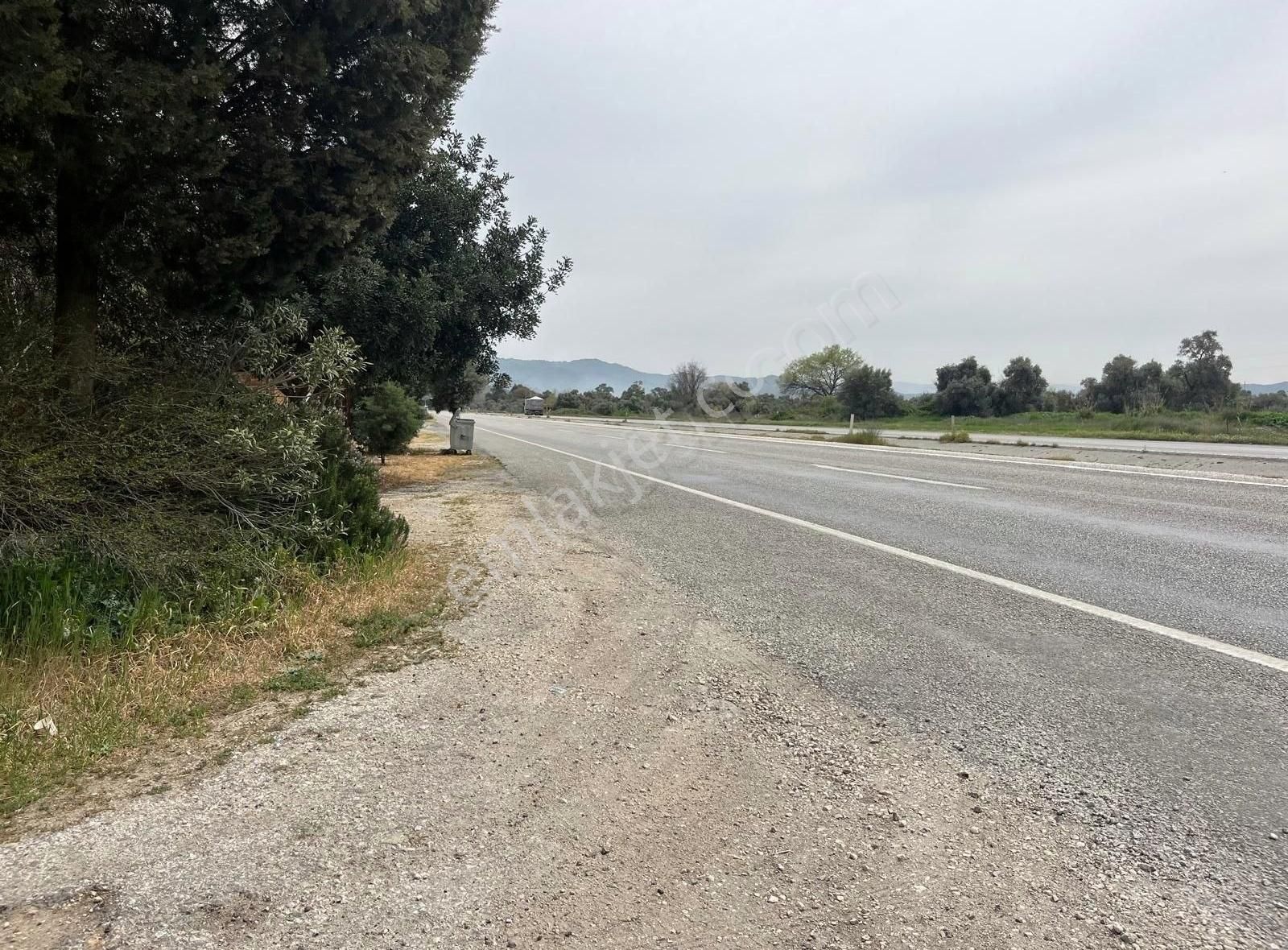 Yıldırım Mühendislik'ten "4.500 M2" Yola Cephe Düz Arazi - Görsel 5