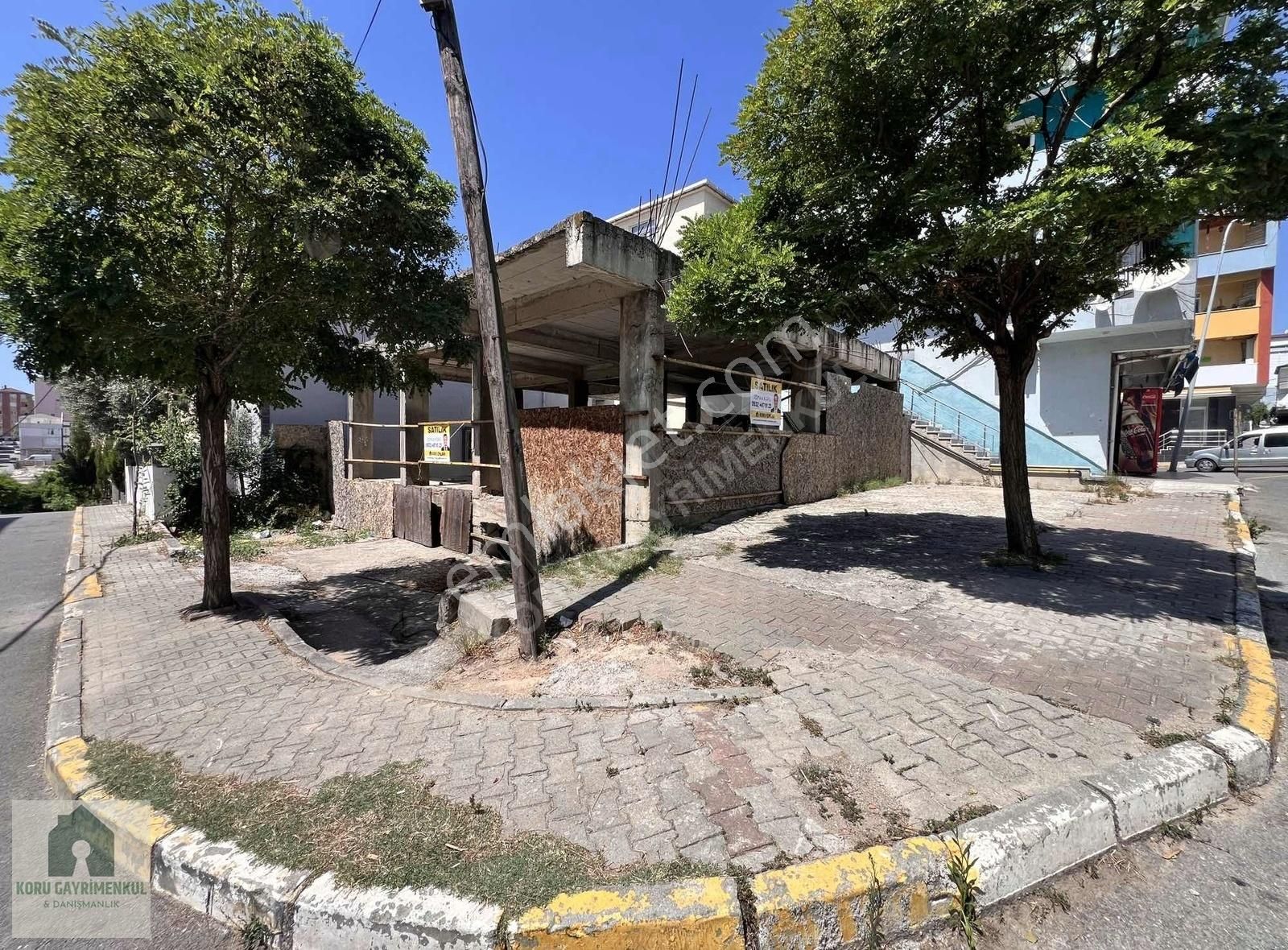 Koru Emlak'tan Satılık 189m2 Ticari - Konut İmarlı Köşe Parsel