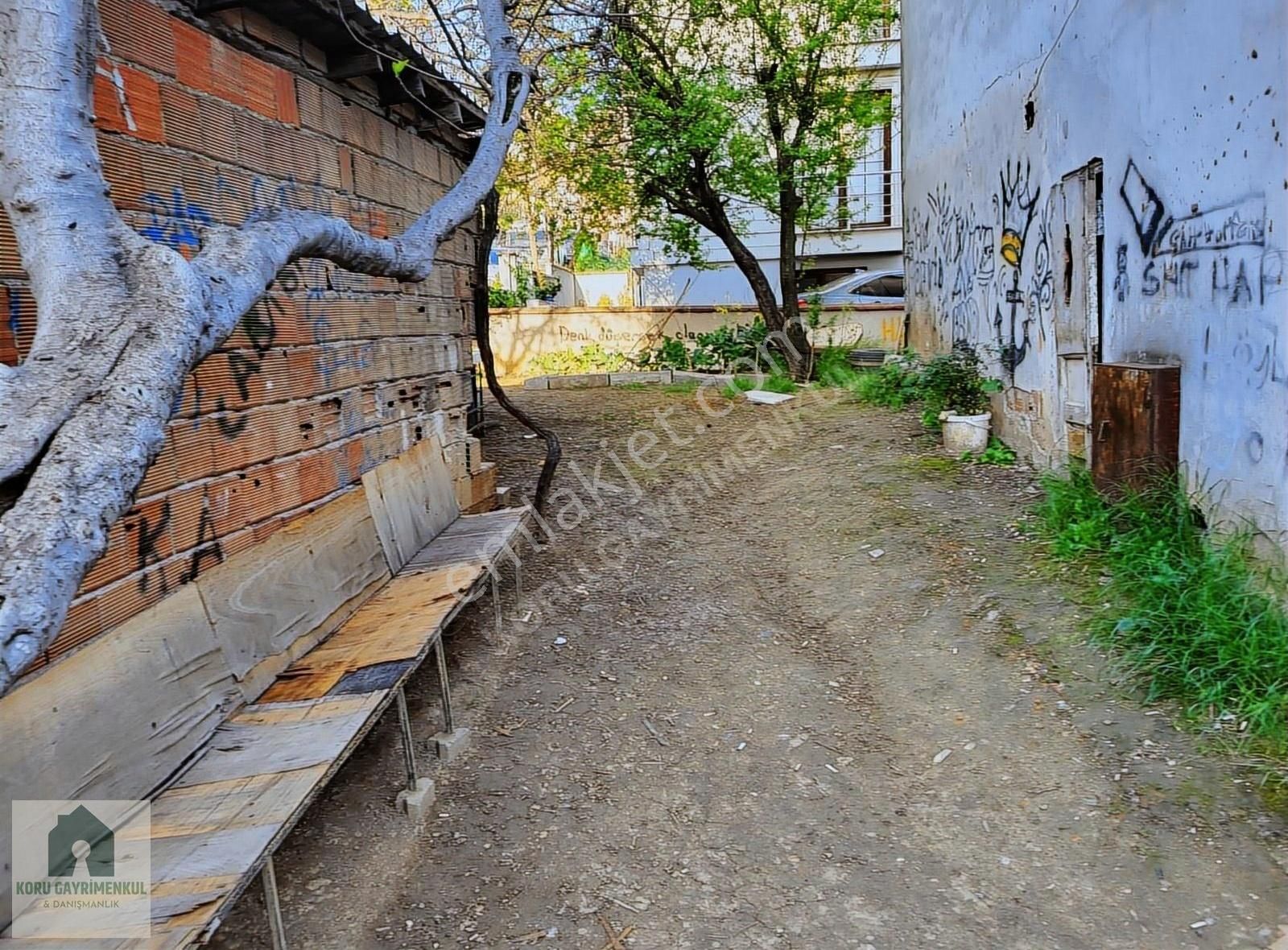 Koru Emlak'tan Satılık 87m Konut İmarlı Arsa Takasa Uygun - Görsel 2