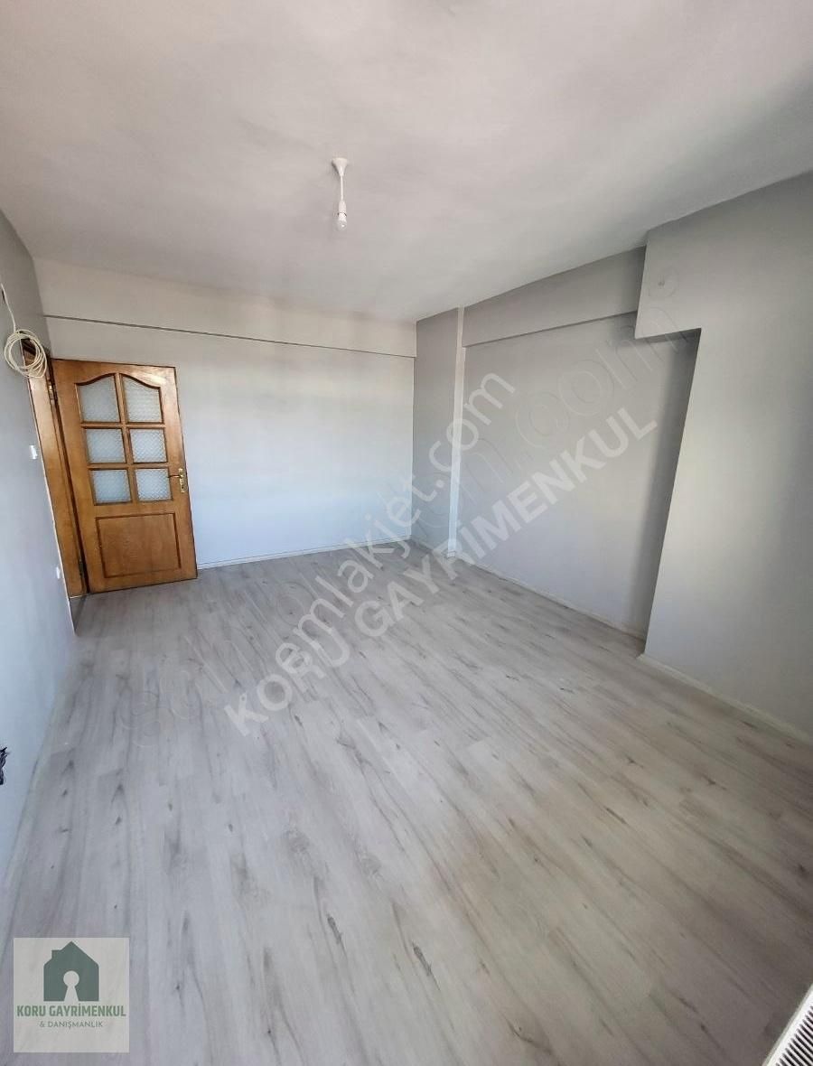 Koru Emlak'tan Yenilenmiş 2+1 Daire 12.5m Arsa Paylı - Görsel 26