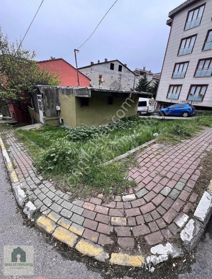 Koru Emlak'tan Satılık 180m2 Arsa Köşe Parsel 3 Cephesi Açık