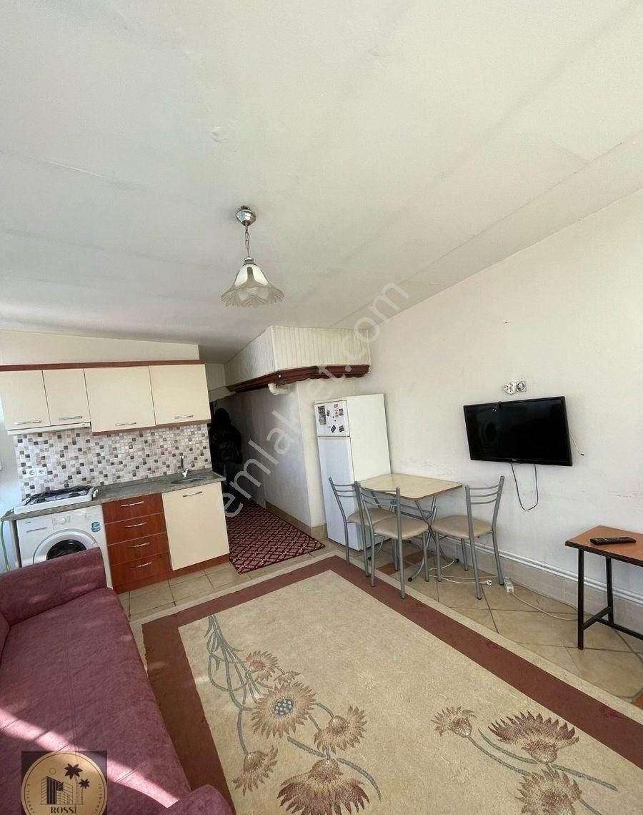Değirmenönü Mahallesi'nde Kiralık 2+1 70 M2 Eşyalı Fırsat Daire