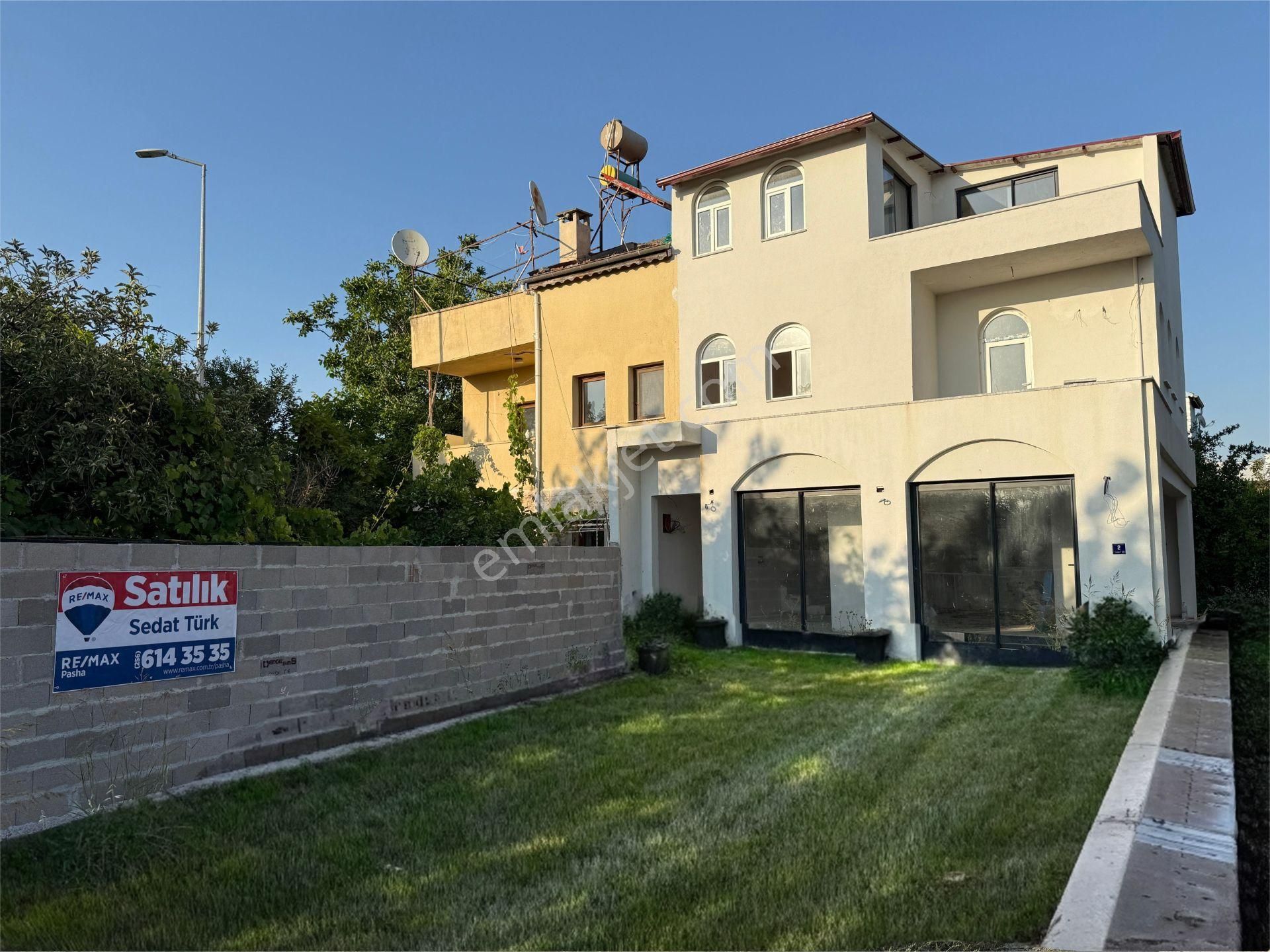 Soğucak'ta Anayola Cephelı, Sıte İçinde Genış Bahçelı 4+1 Yazlık - Görsel 2