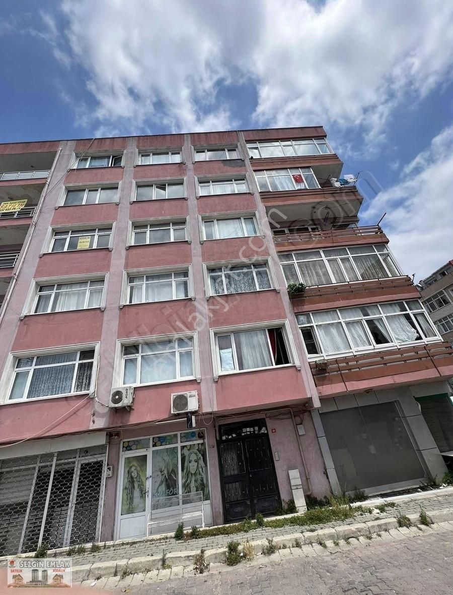 Sezgin Emlaktan 2+1 90 M2 3.kat