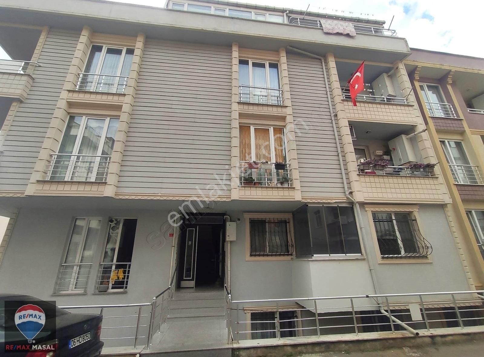 Çekmeköy Merkez Mah.iskanlı 2+1 Satılık Daire