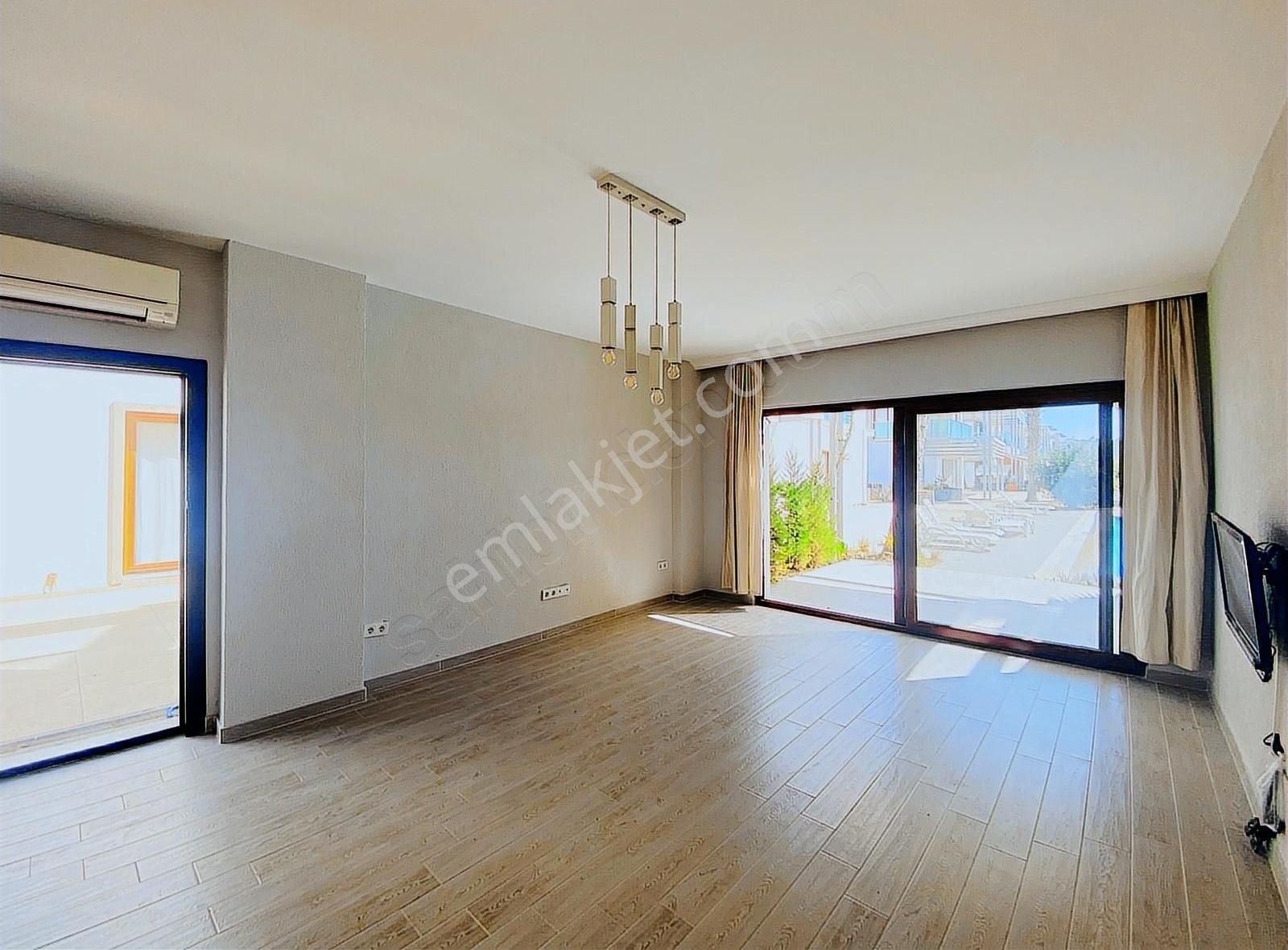 Bodrum Turgutreis'te Denize Sıfır Sitede Bahçe Kat Daire - Görsel 7