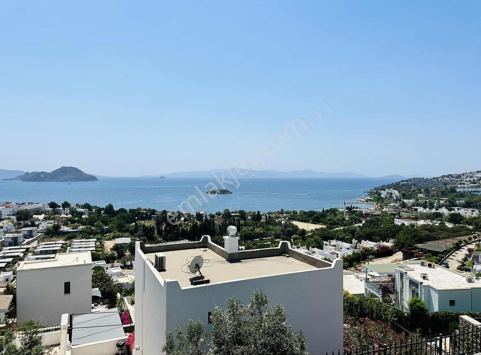 Bodrum Kadıkalesi'nde Kesintisiz Manzaralı Müstakil Villa - Görsel 4
