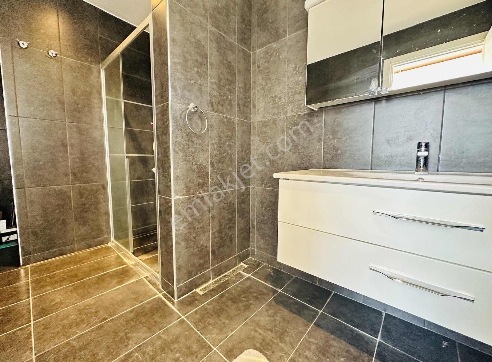 Bodrum Kadıkalesi'nde Kesintisiz Manzaralı Müstakil Villa - Görsel 28