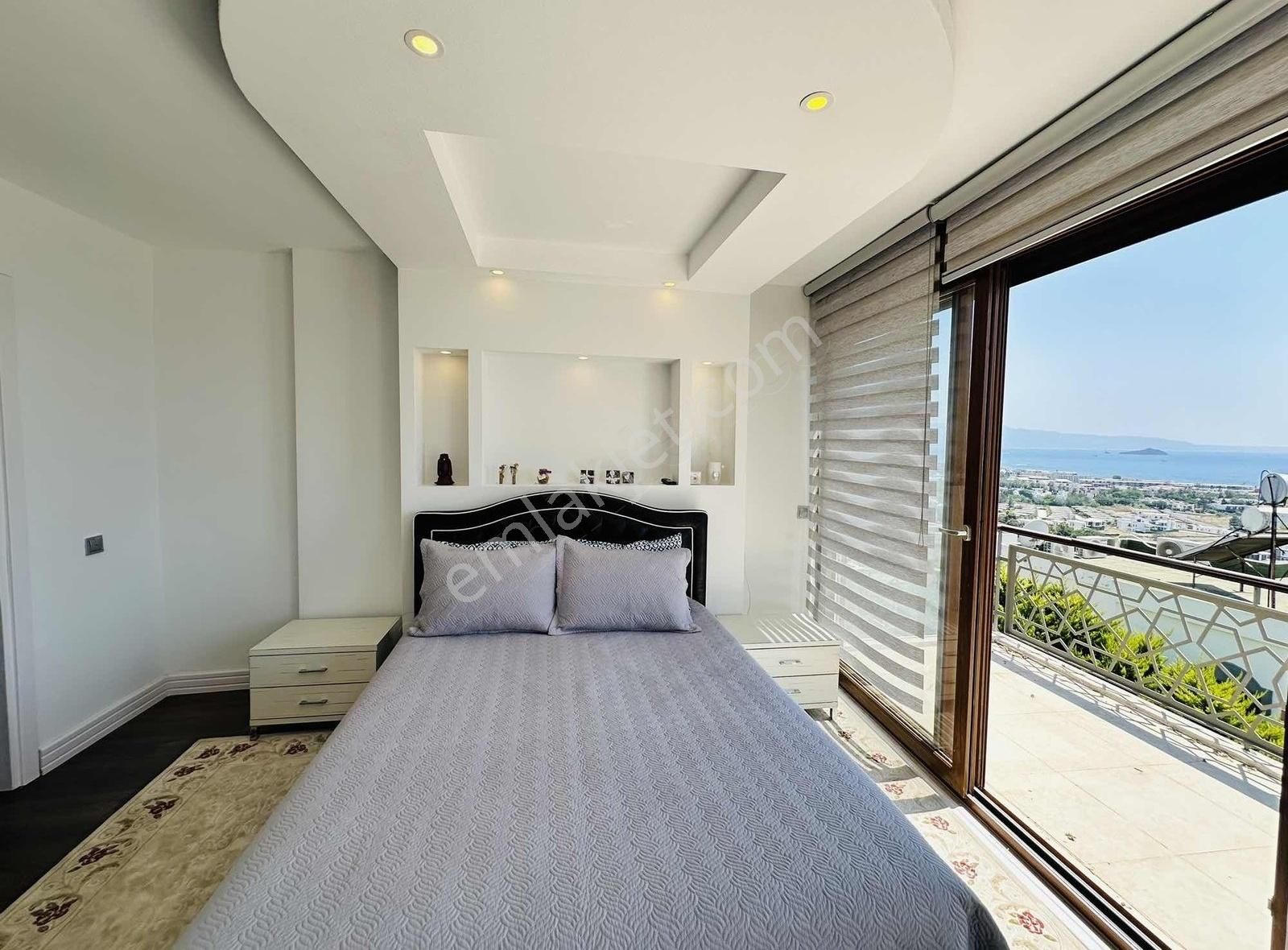 Bodrum Kadıkalesi'nde Kesintisiz Manzaralı Müstakil Villa - Görsel 18