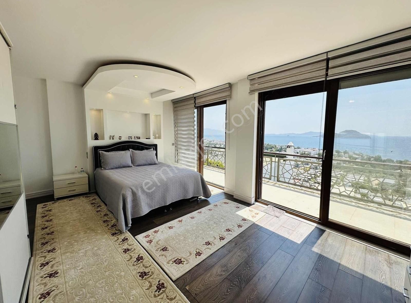 Bodrum Kadıkalesi'nde Kesintisiz Manzaralı Müstakil Villa - Görsel 11