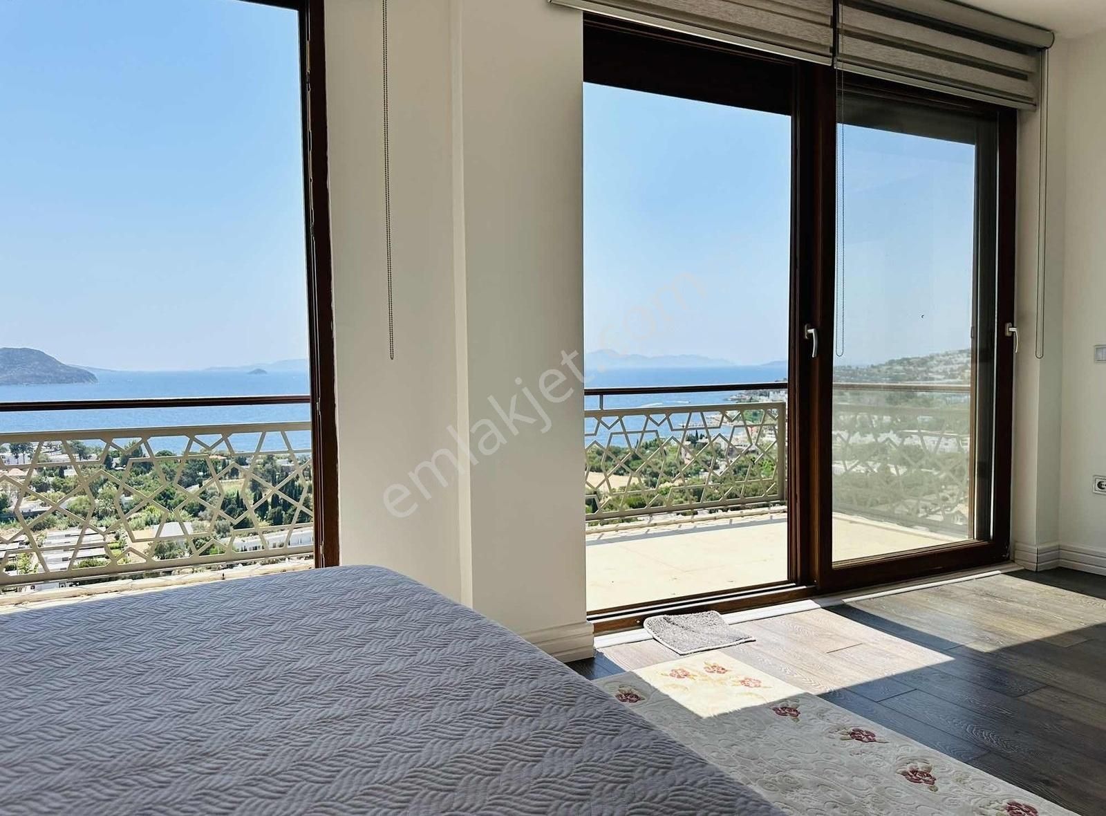 Bodrum Kadıkalesi'nde Kesintisiz Manzaralı Müstakil Villa - Görsel 19