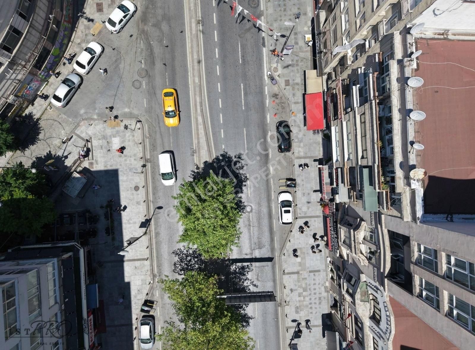 Osmanbey Metro Yanı Asansörlü , Yangın Merdiven 160 M² Net Ofis