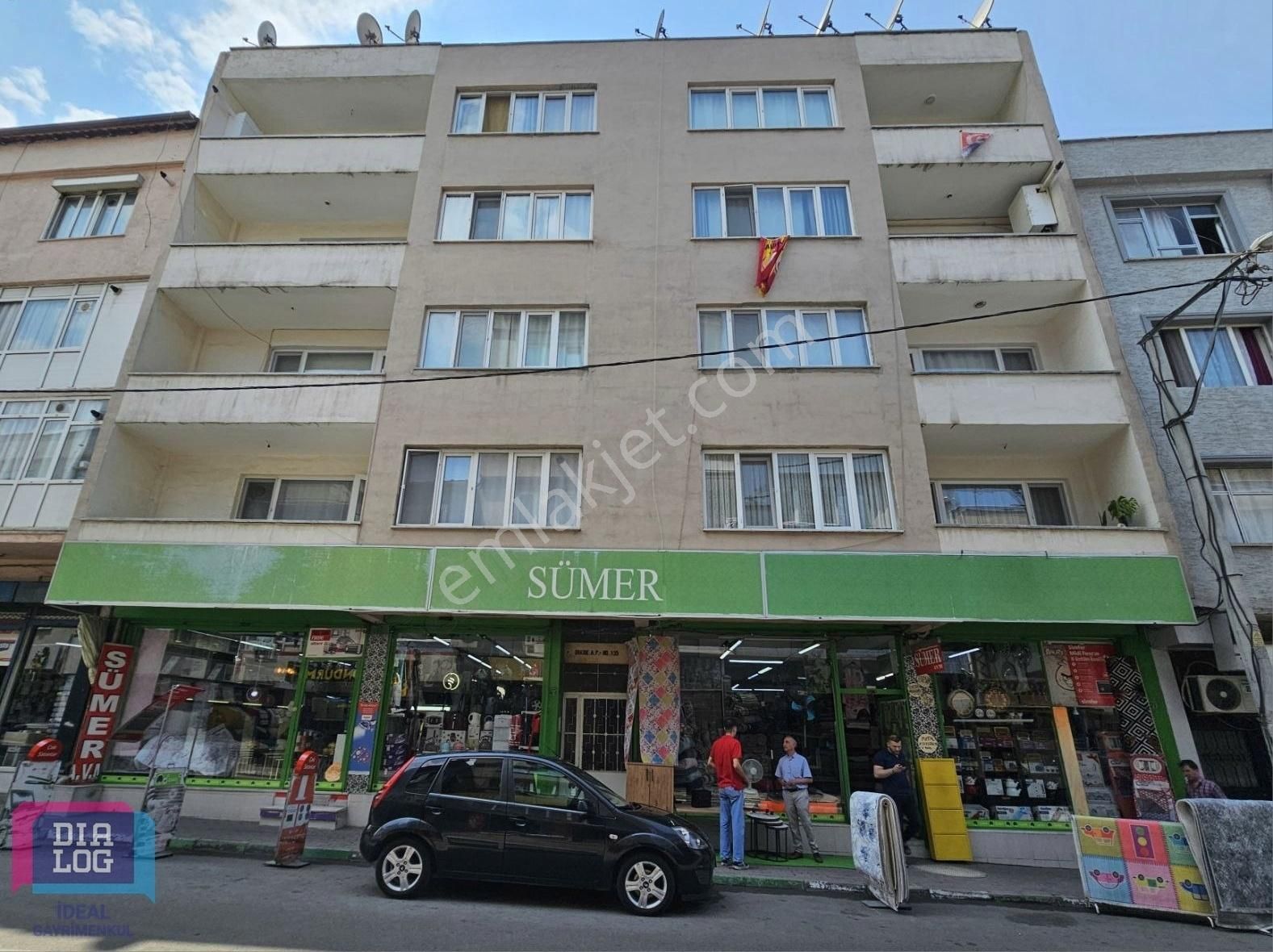 Dıalog İdeal'den Satılık 8 Daire 2 Dükkan Komple Bina