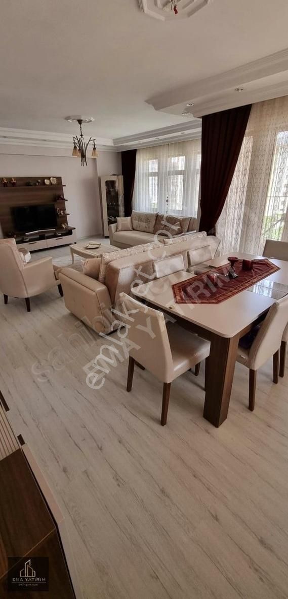 [ema] Kanal Boyunda Satılık 4+1 Bakımlı Yatırımlık Daire
