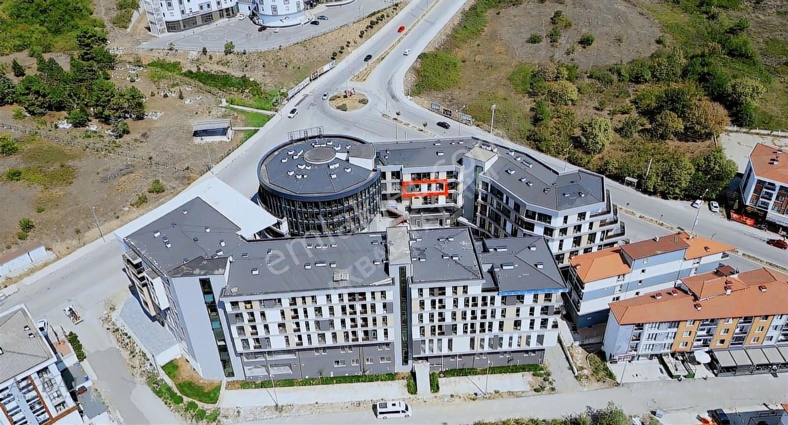 Algün Ünicenter'da Satılık 2+1 Daire/ofis