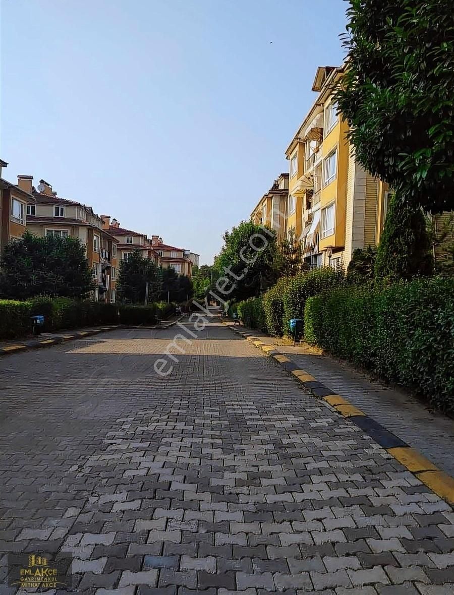 Emlakçe G Y M'den Korucuk Memur Sen Sitesinde Kiralık Daire