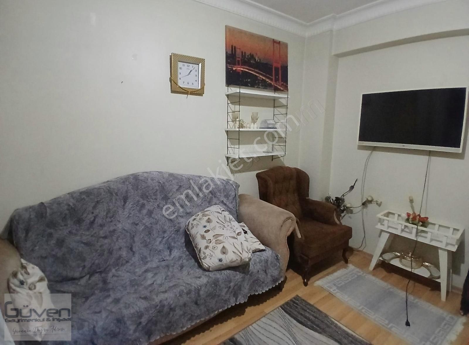 Esenyurt Meydana Çok Yakın Ful Eşyalı Kiralık 2+1 Yüksek Giriş