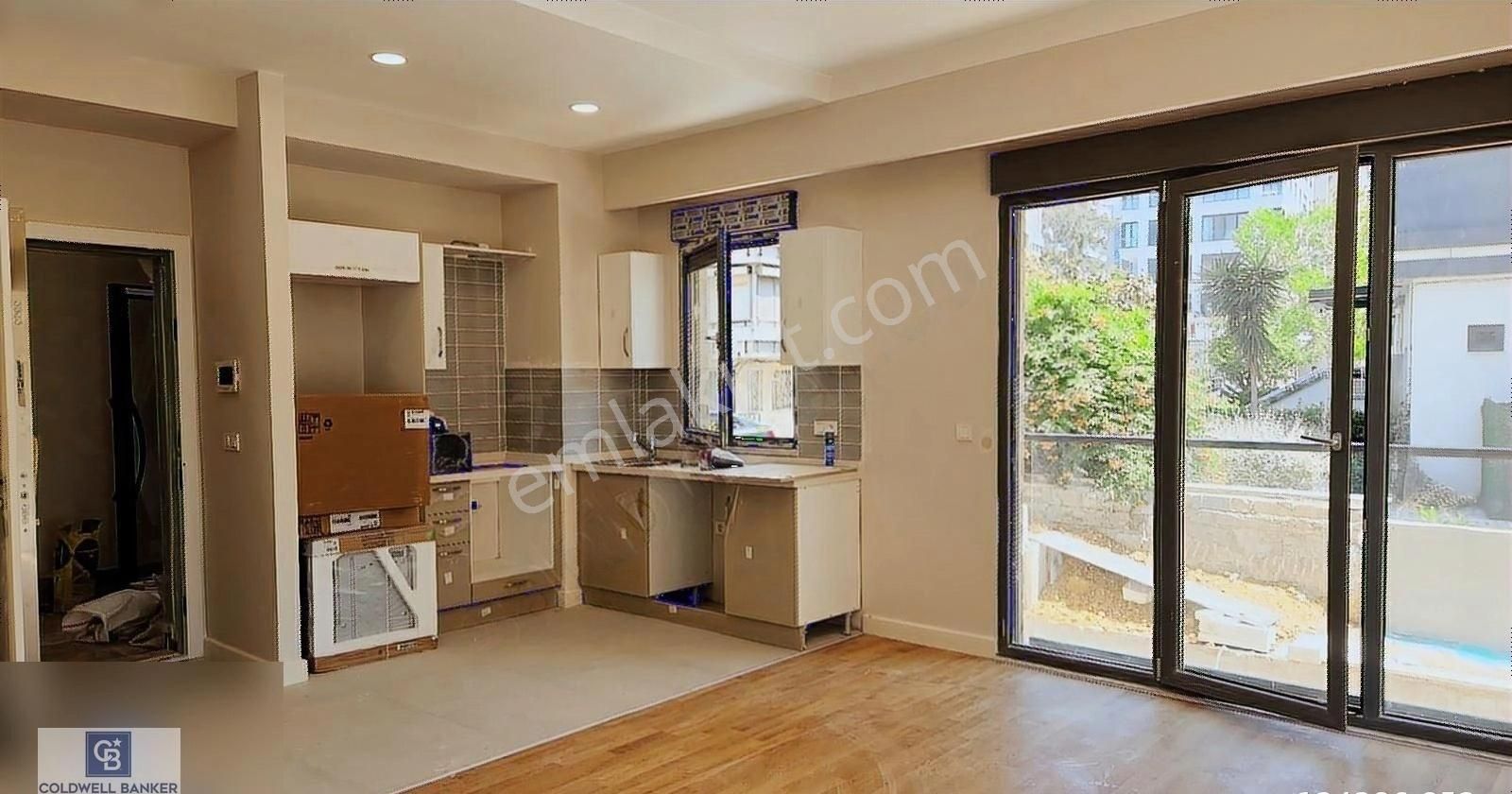 Göztepe'de Sıfır Binada Satılık 1+1 Daire