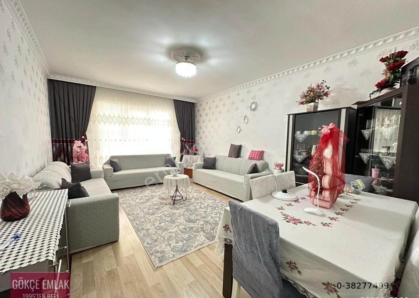 Gökçe Emlak'tan Saray Merkezde Yüksek Giriş Satılık 2+1 Daire