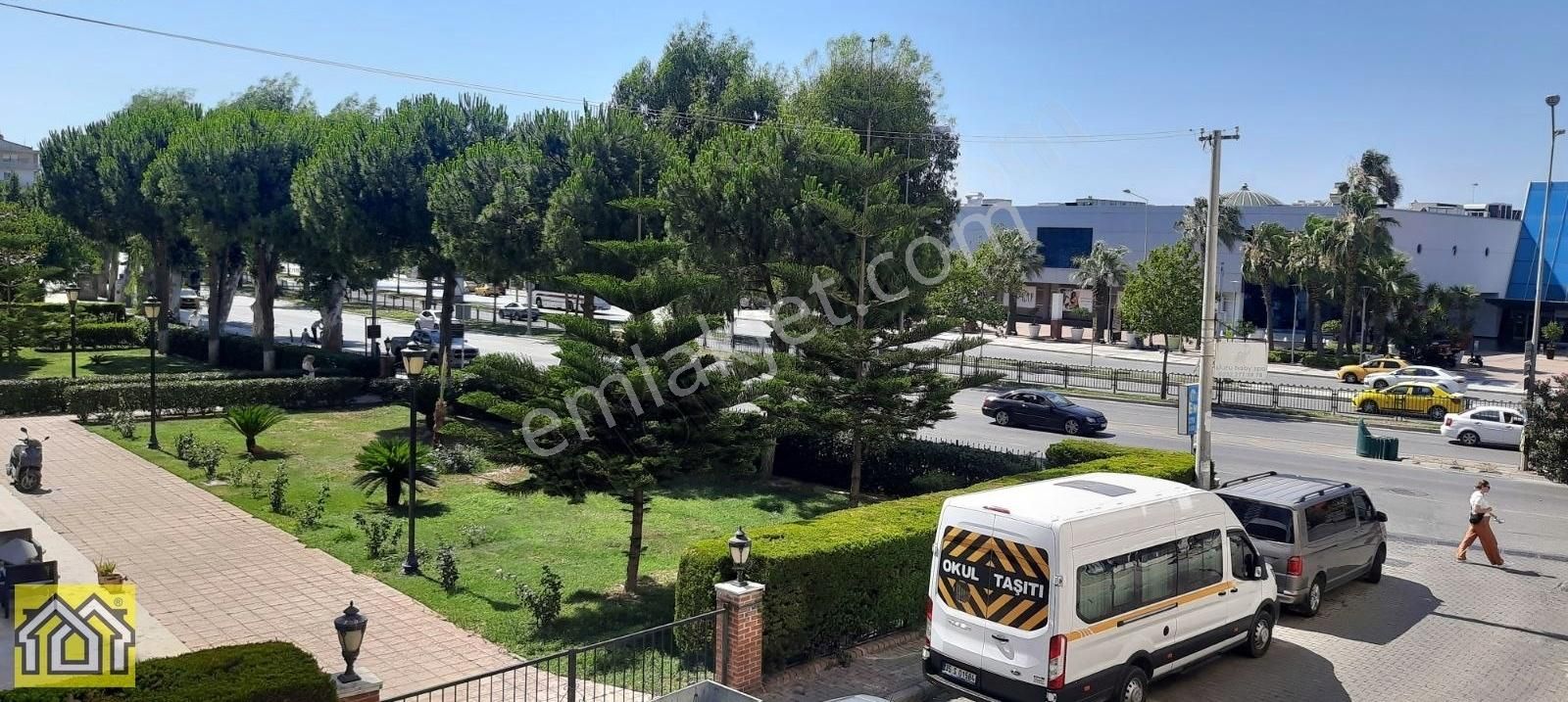 Süper Konumda Agora Avm Karşısı Arakat Geniş 3+1 Daire
