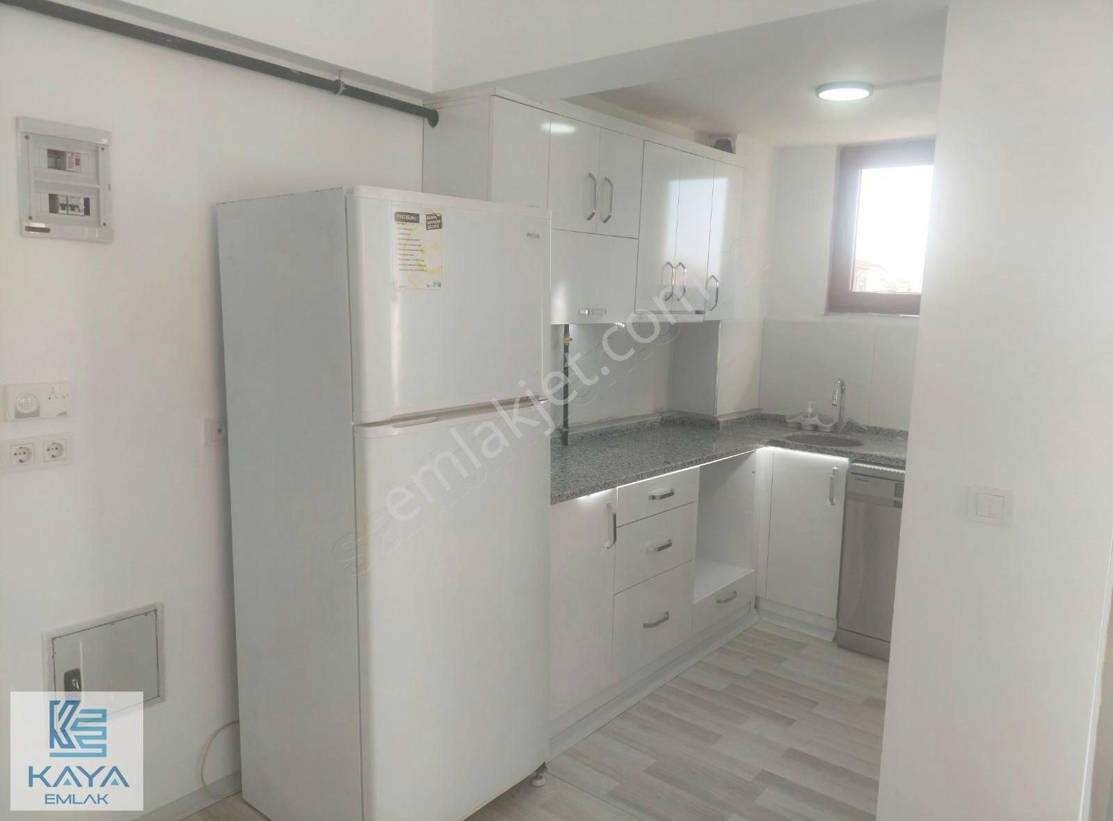 Osman Manisalı Ortaokulu Yanı 2+1 Sıfır Daire