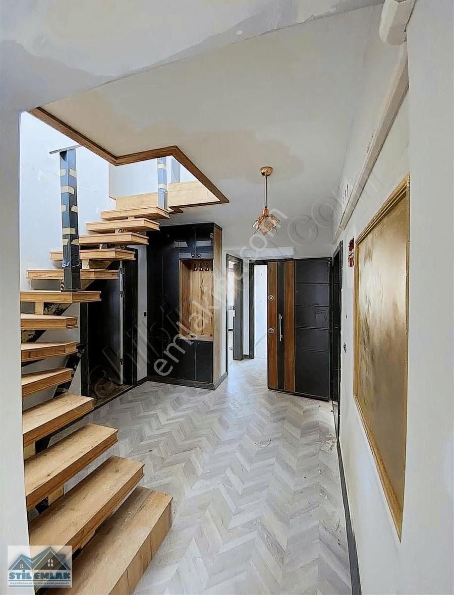 Salihli Kiralık 210 M2 Dublex Daire Namık Kemal Mah.